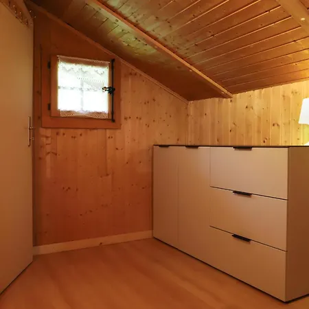 Les Rochers Blancs By Interhome 木屋