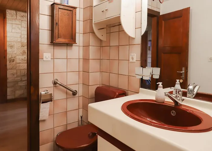 Chalet Les Rochers Blancs By Interhome